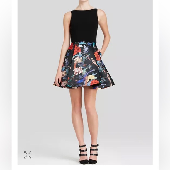 Alice + Olivia ~Amabel Box Pleat Floral Owl Bird Dress in 0 - Picture 5 of 5